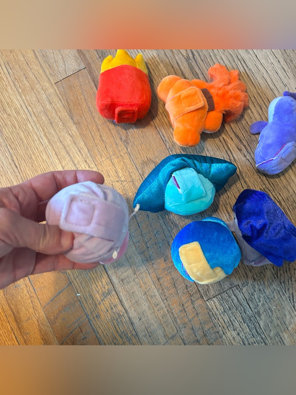 Disney Inside Out 2 Plush headbands Emotions Assortment - Multicolor - Picture 4 of 16